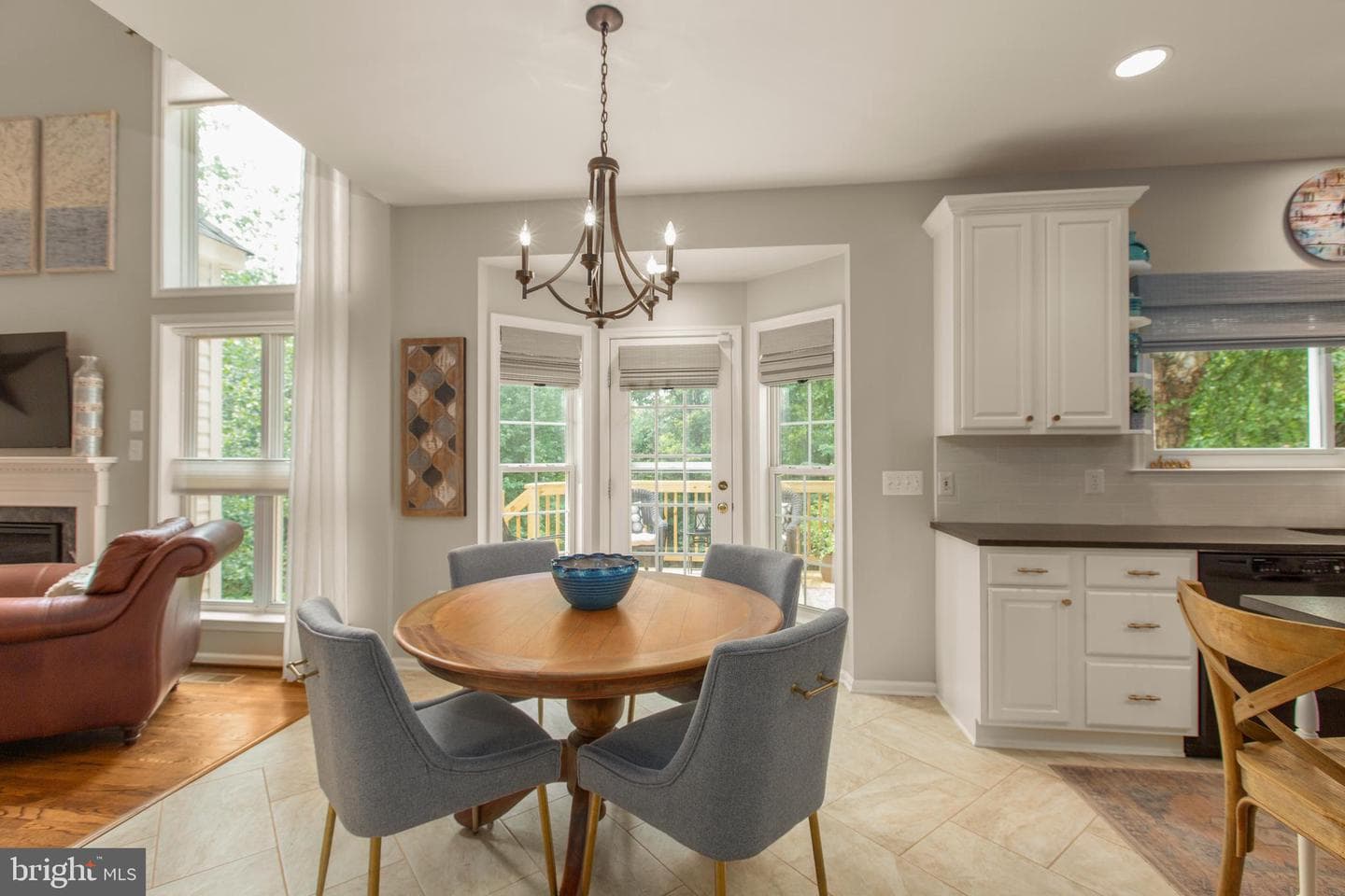 24 Tavern Road photo 19