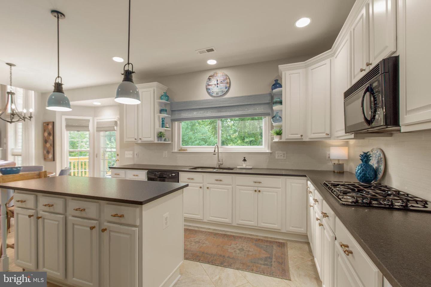 24 Tavern Road photo 23