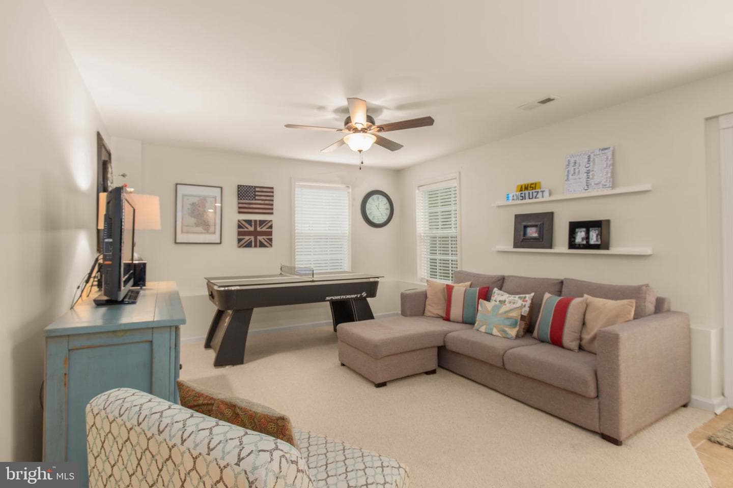 24 Tavern Road photo 55