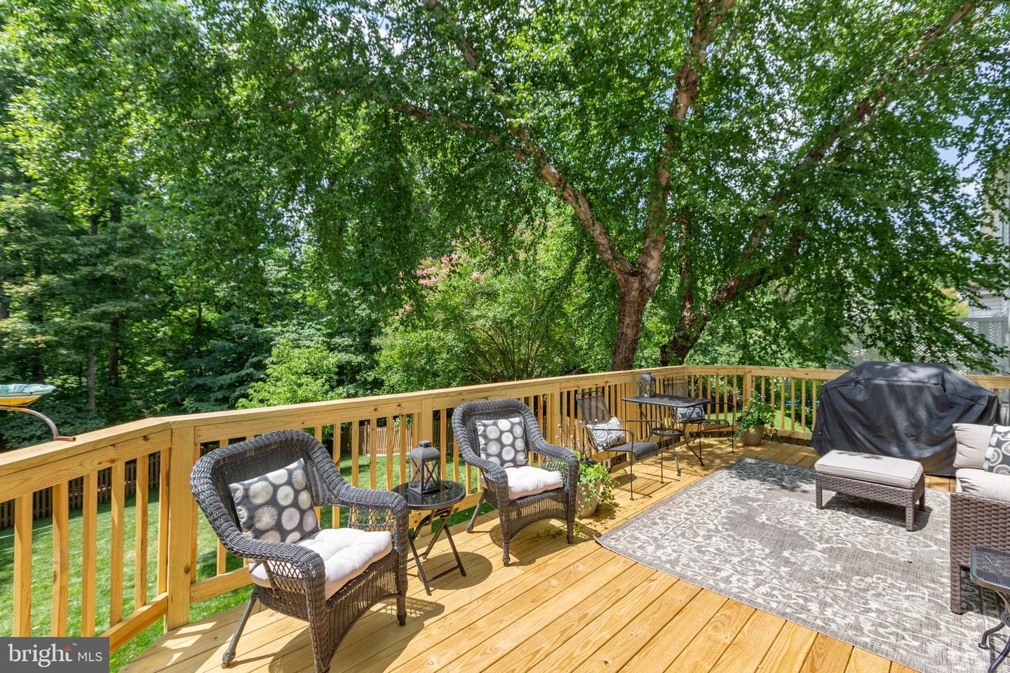 24 Tavern Road photo 73