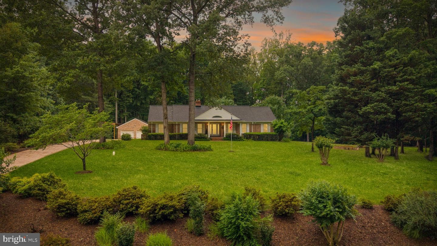 2 Abel Drive photo 3