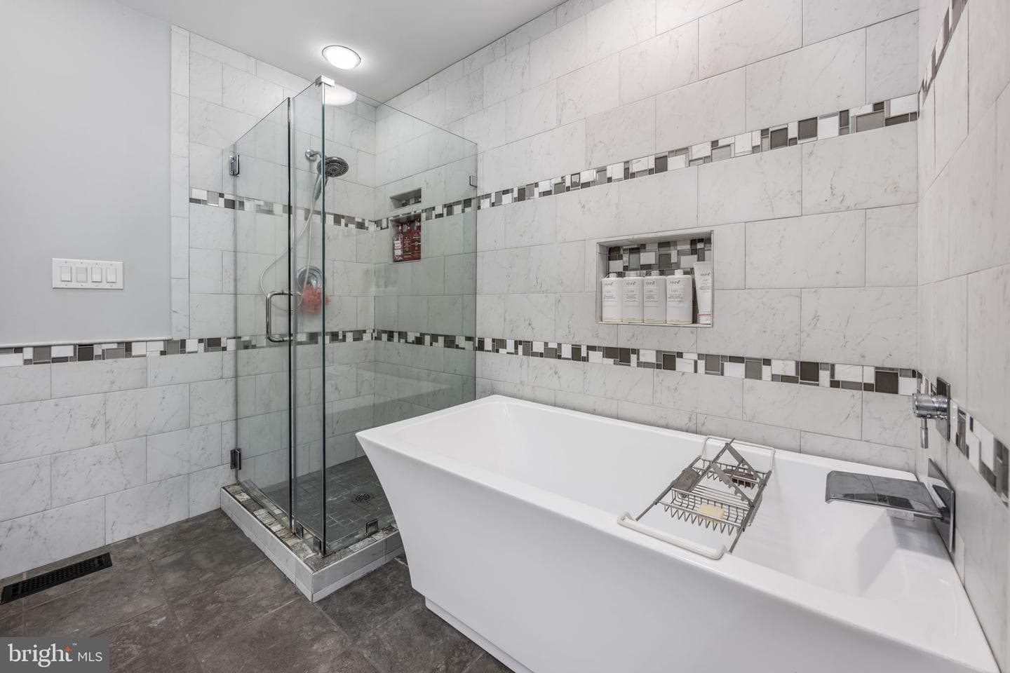 2 Abel Drive photo 35