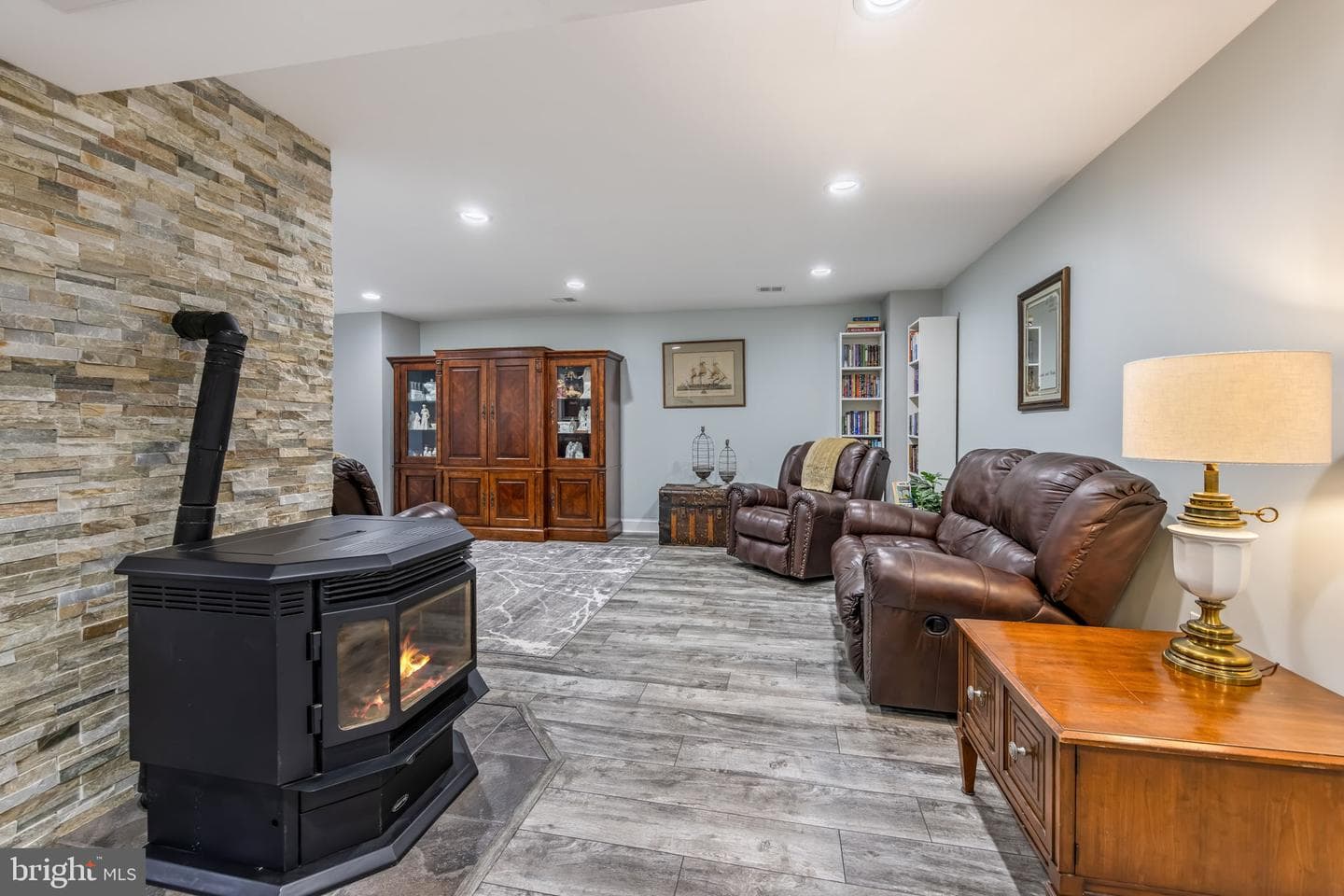 2 Abel Drive photo 48