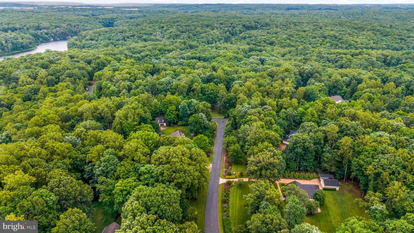 2 Abel Drive photo 65