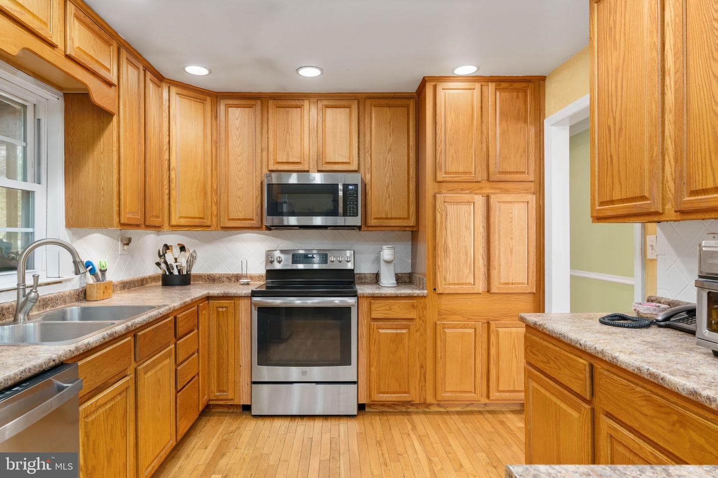 65 Joshua Road photo 18