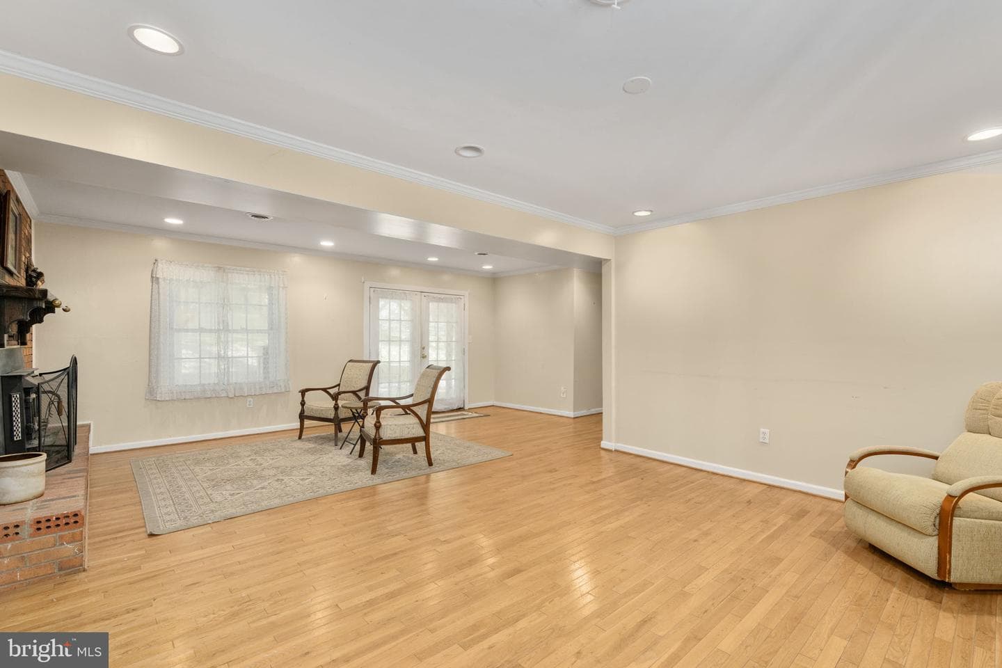 65 Joshua Road photo 32