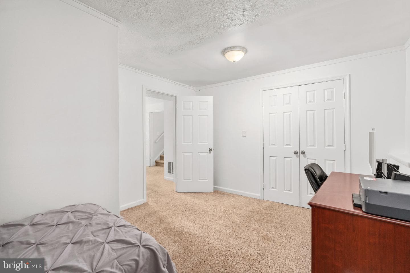 400 Collingwood Drive photo 34