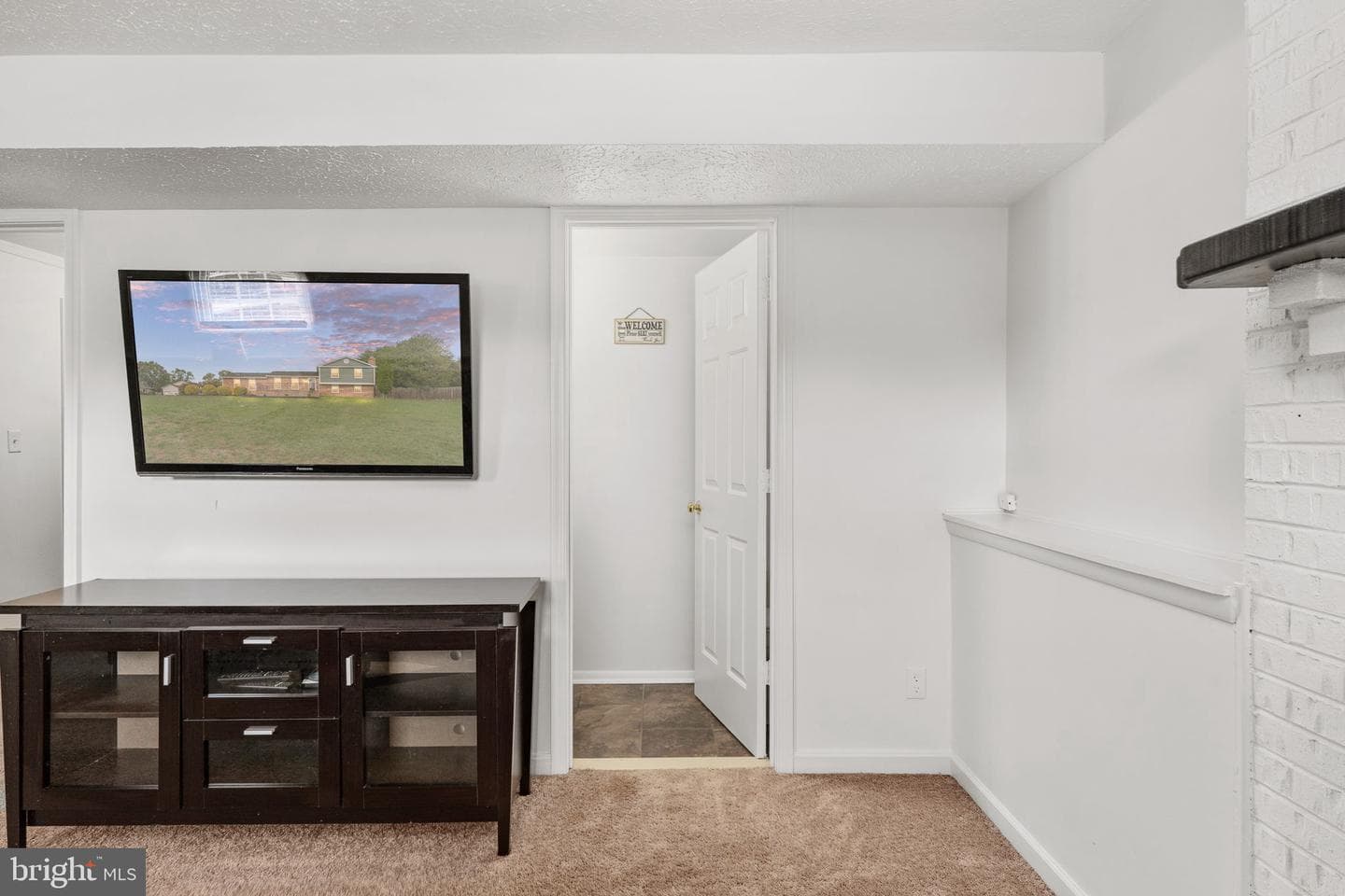 400 Collingwood Drive photo 36