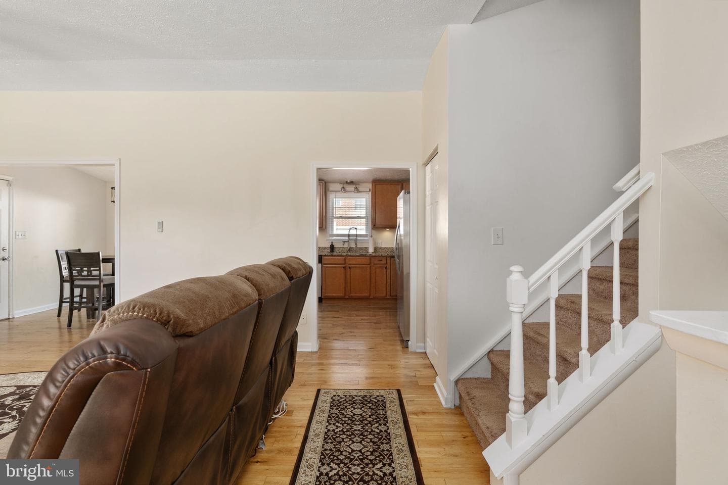 400 Collingwood Drive photo 9