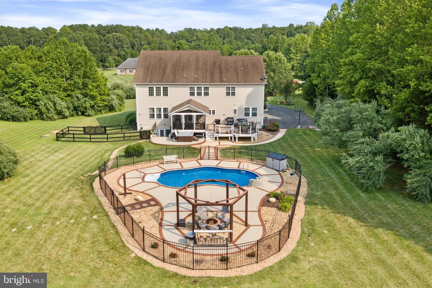 15 Boxwood Court photo 48