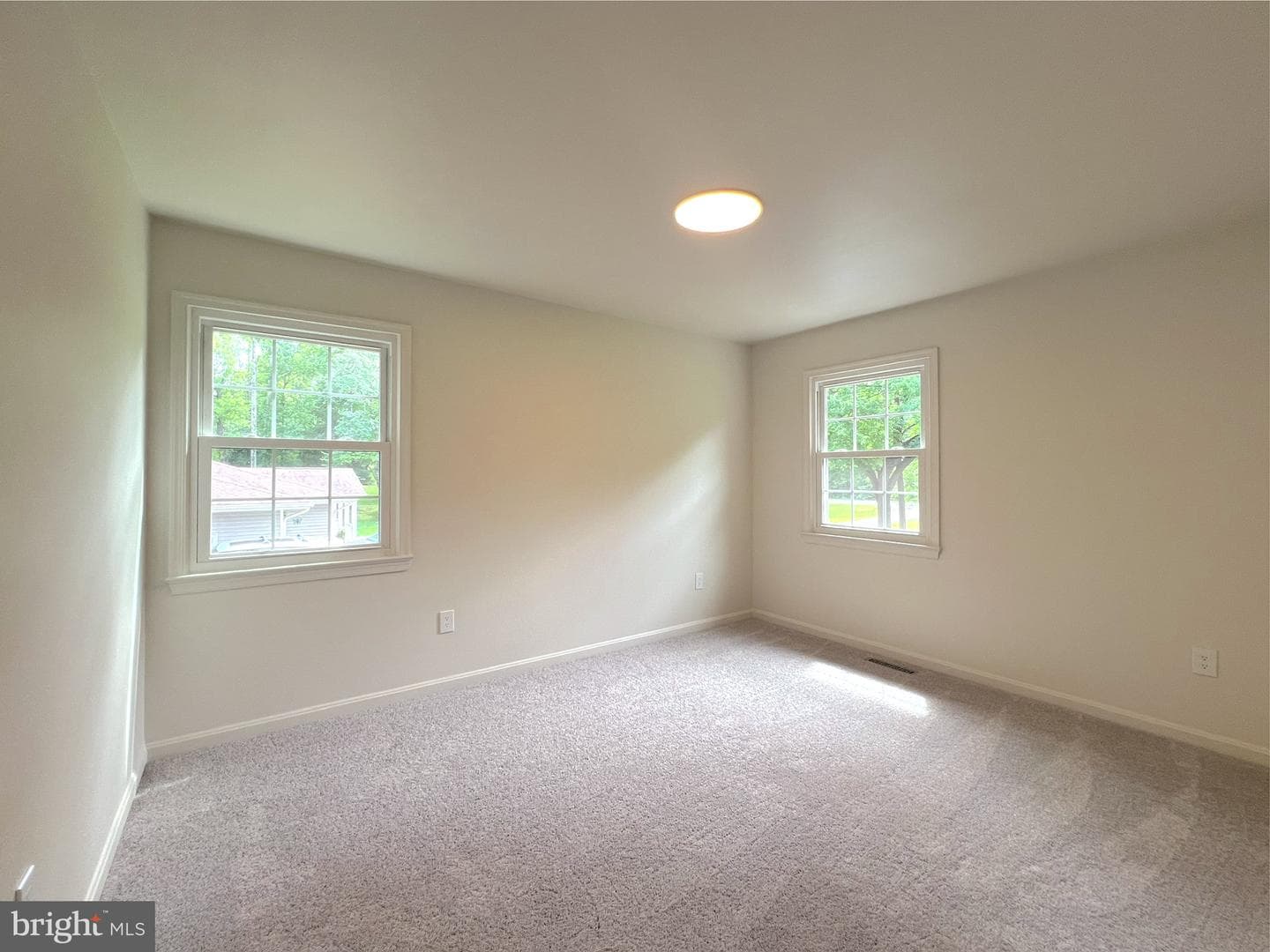 12 Clover Hill Drive photo 24