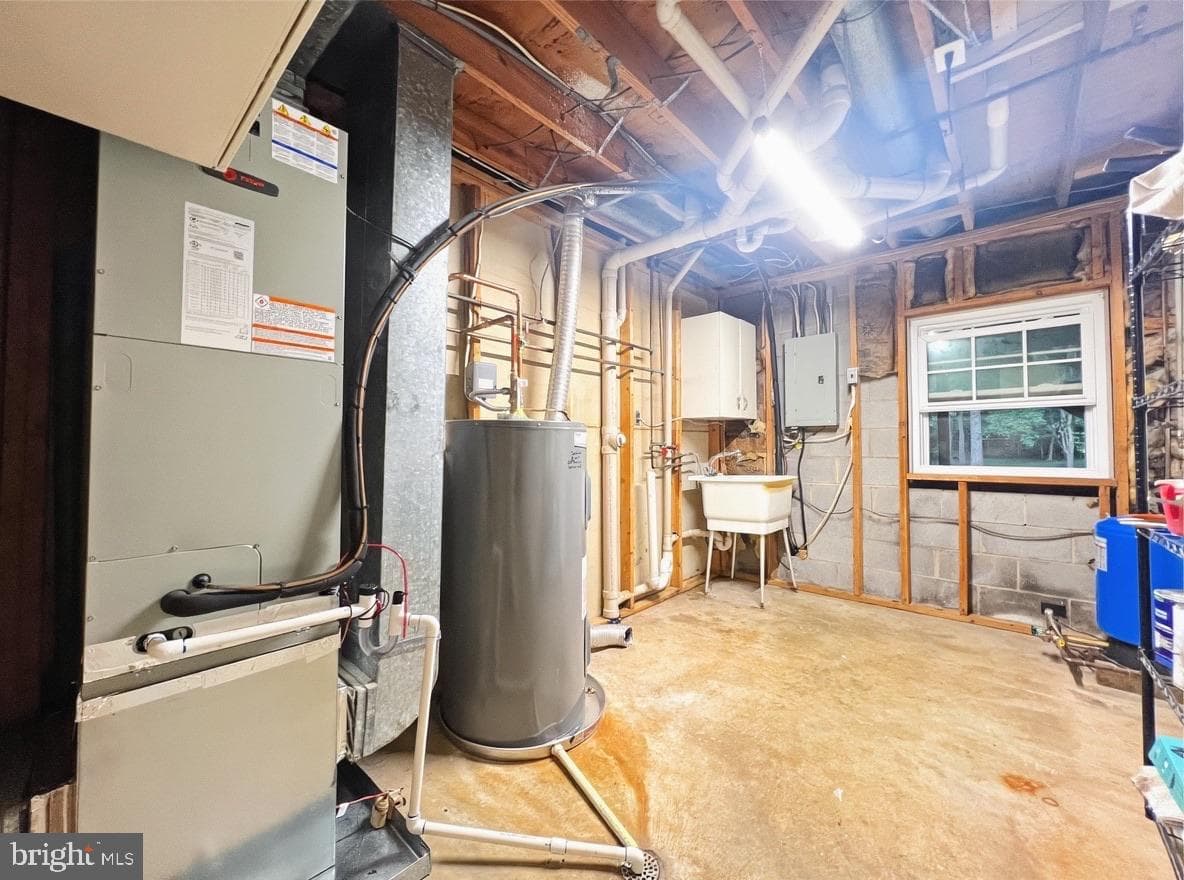 12 Clover Hill Drive photo 32