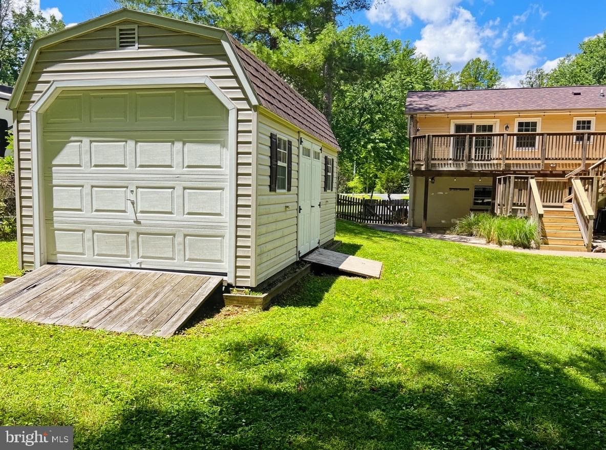 12 Clover Hill Drive photo 42
