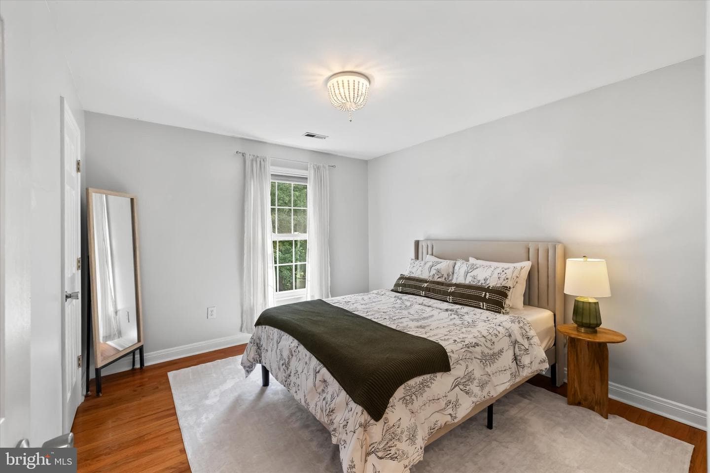 70 Greenhill Lane photo 22