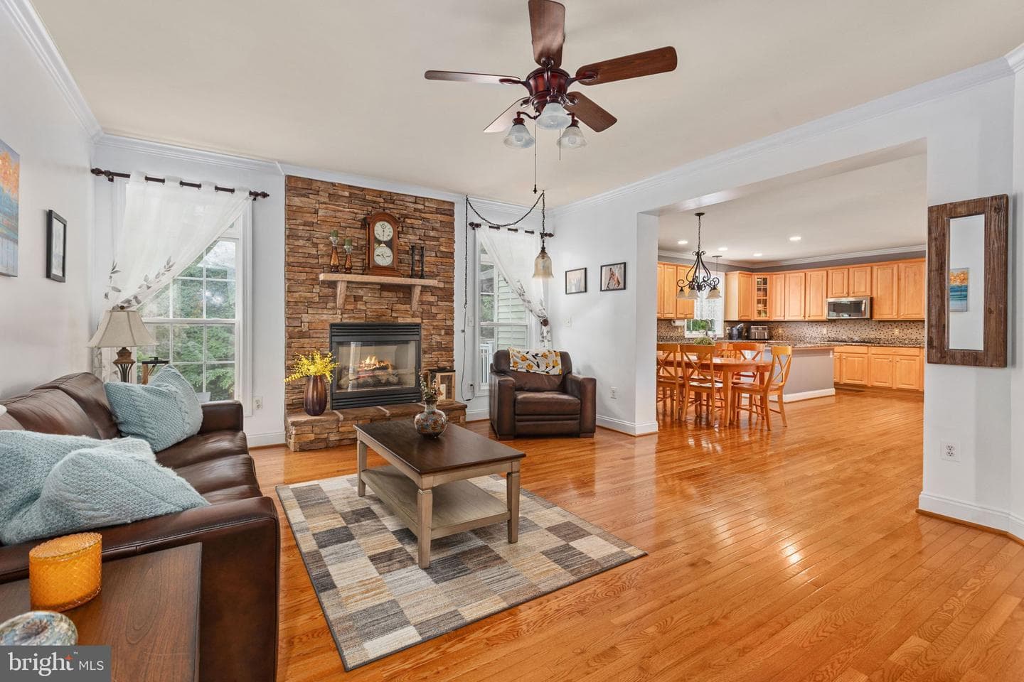 31 Garnet Way photo 38