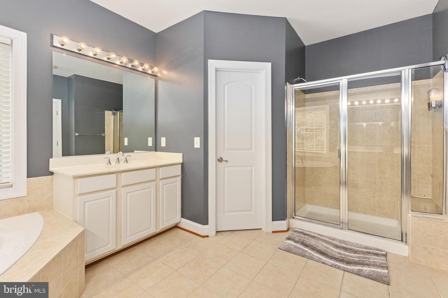 31 Garnet Way photo 61