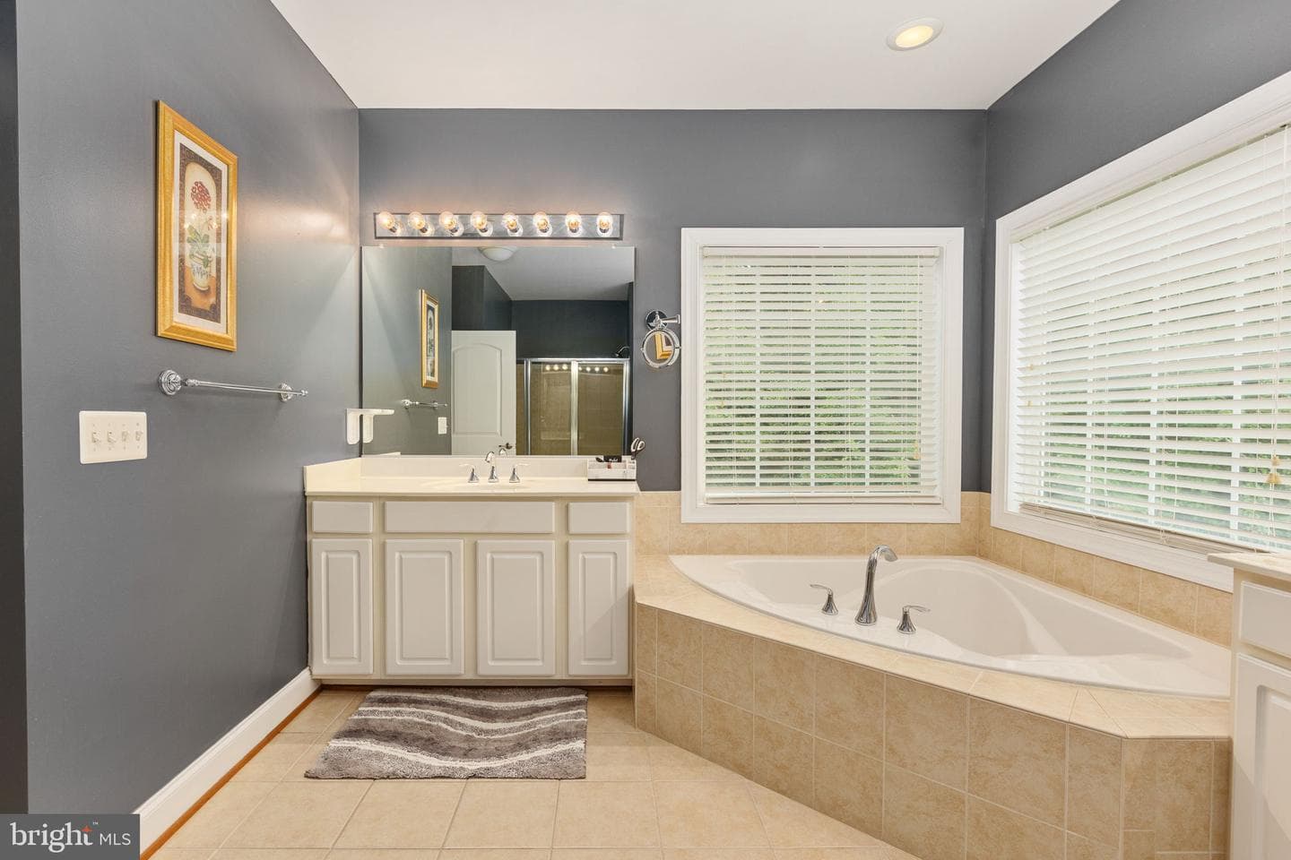 31 Garnet Way photo 64