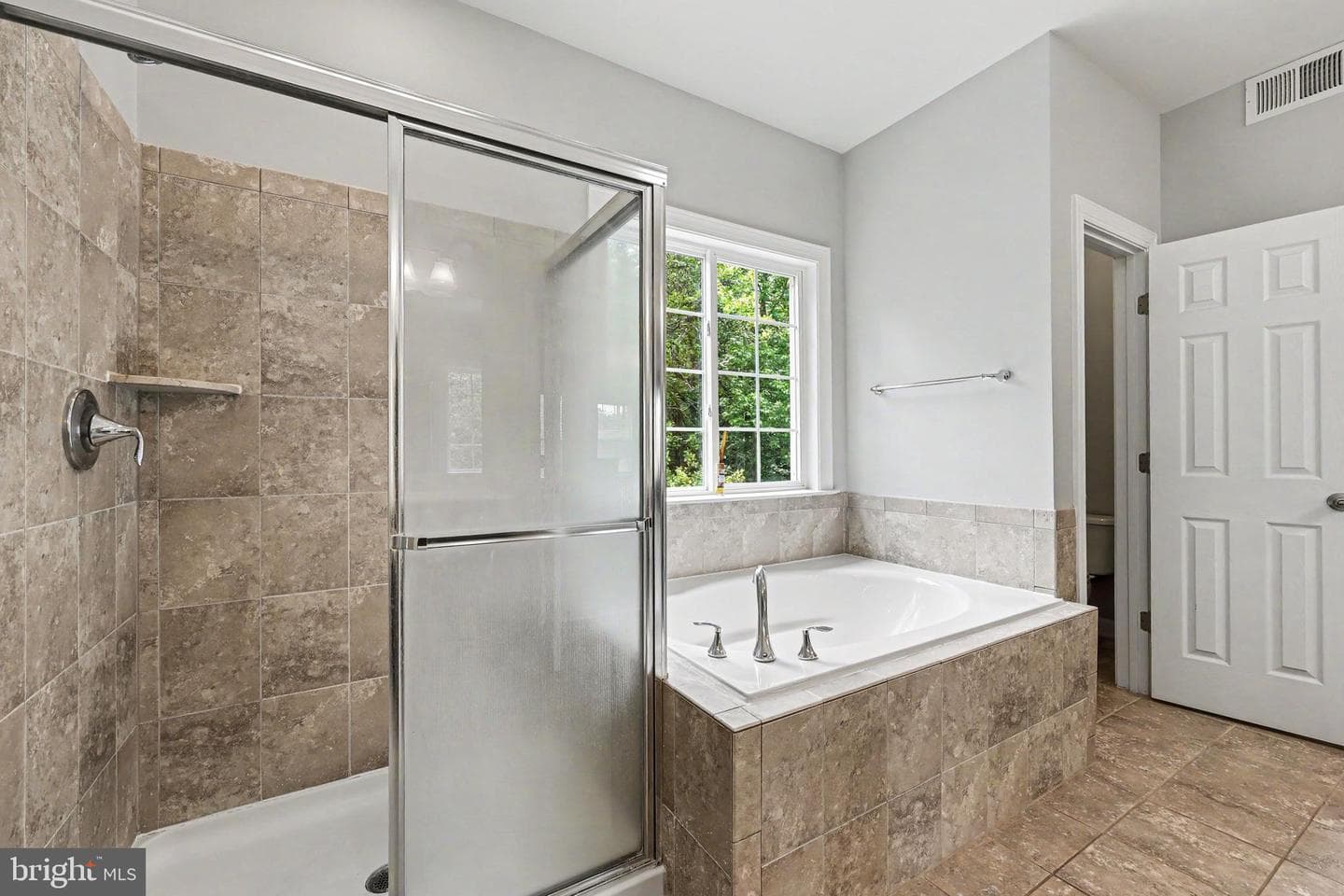 124 Brittany Manor Way photo 25