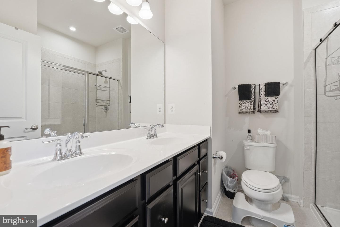 618 Streamview Drive photo 28