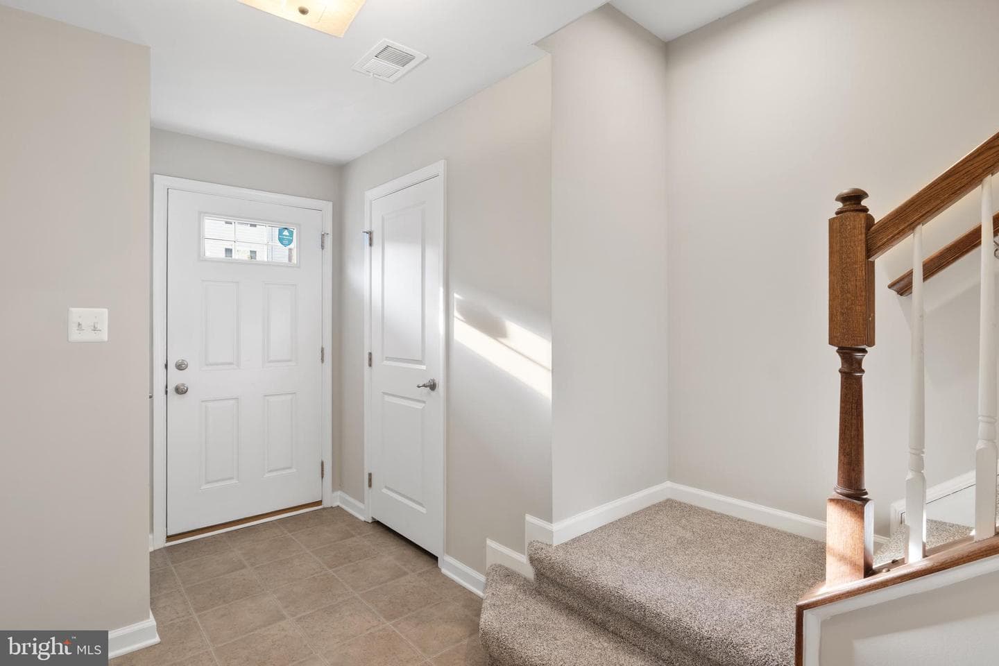 515 Streamview Drive photo 10