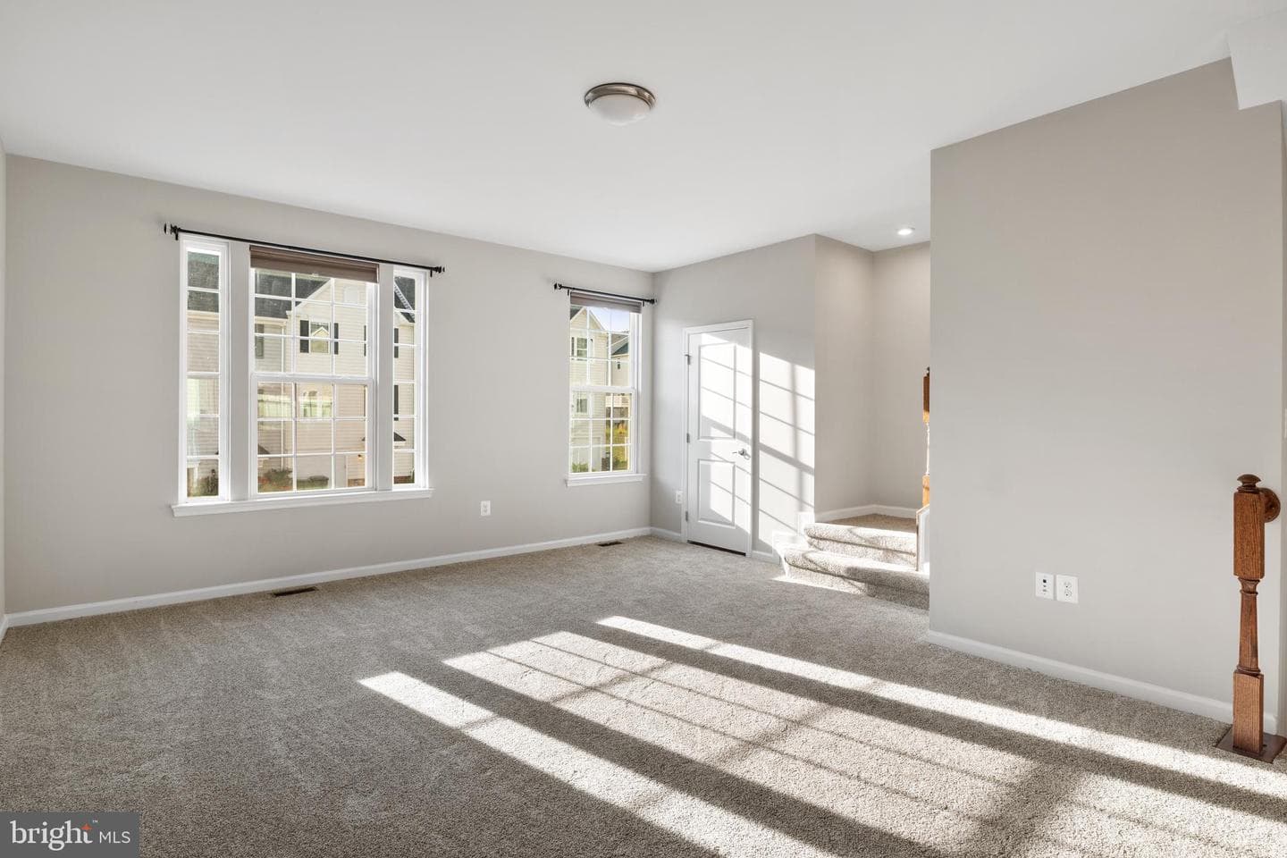 515 Streamview Drive photo 11