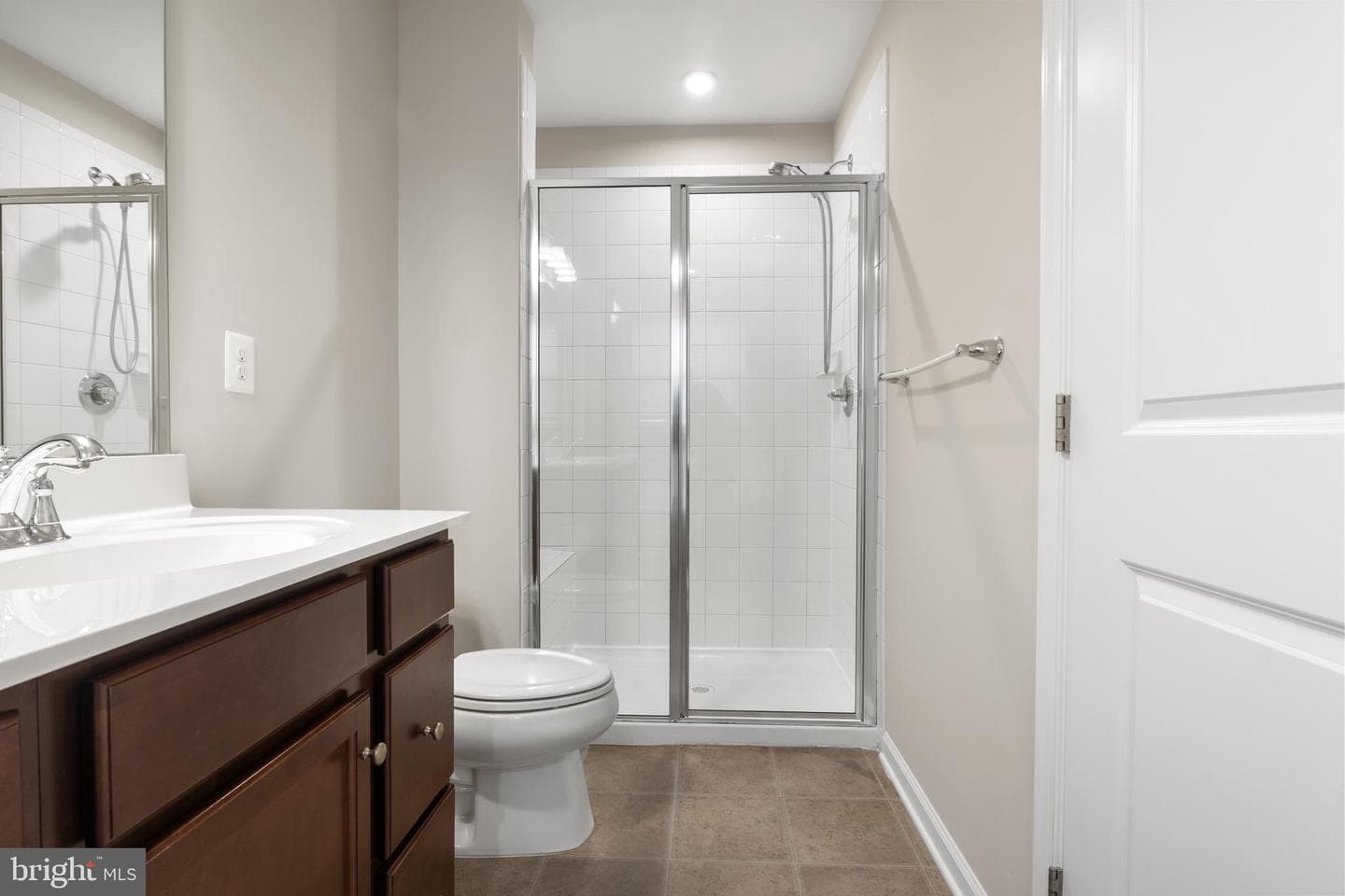 515 Streamview Drive photo 28