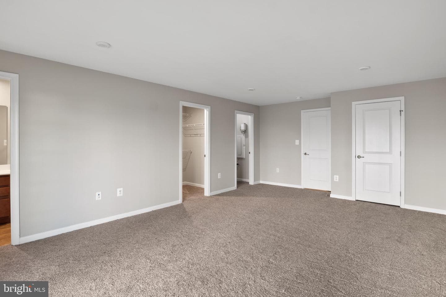 515 Streamview Drive photo 5