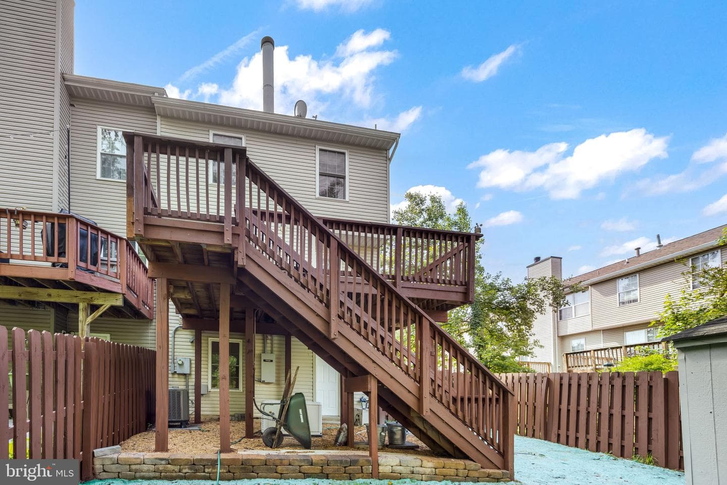 108 Shaw Court photo 39