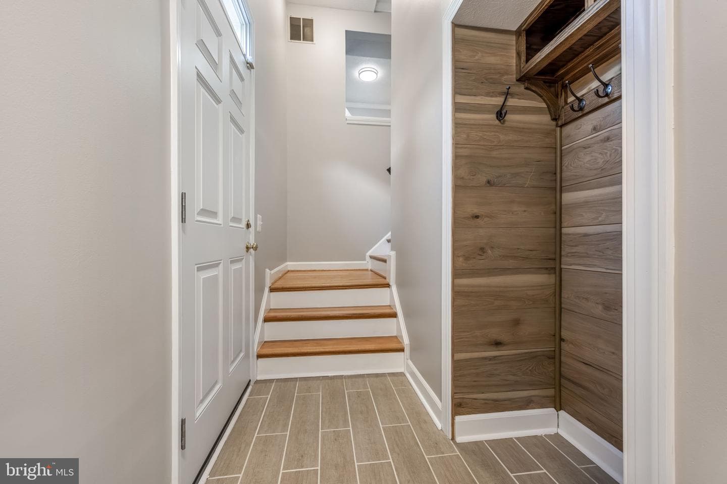 108 Shaw Court photo 4