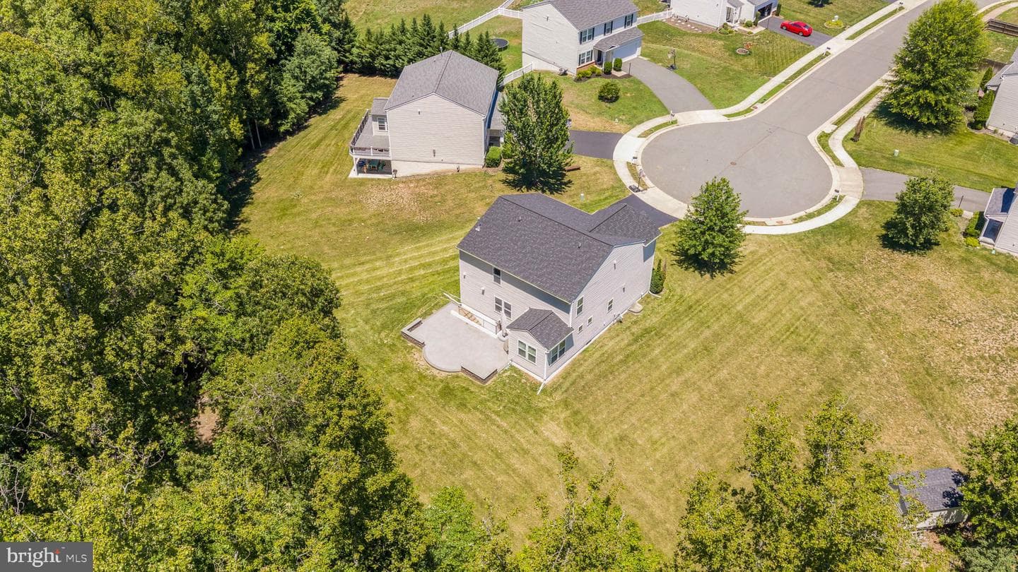 89 Charter Gate Drive photo 127