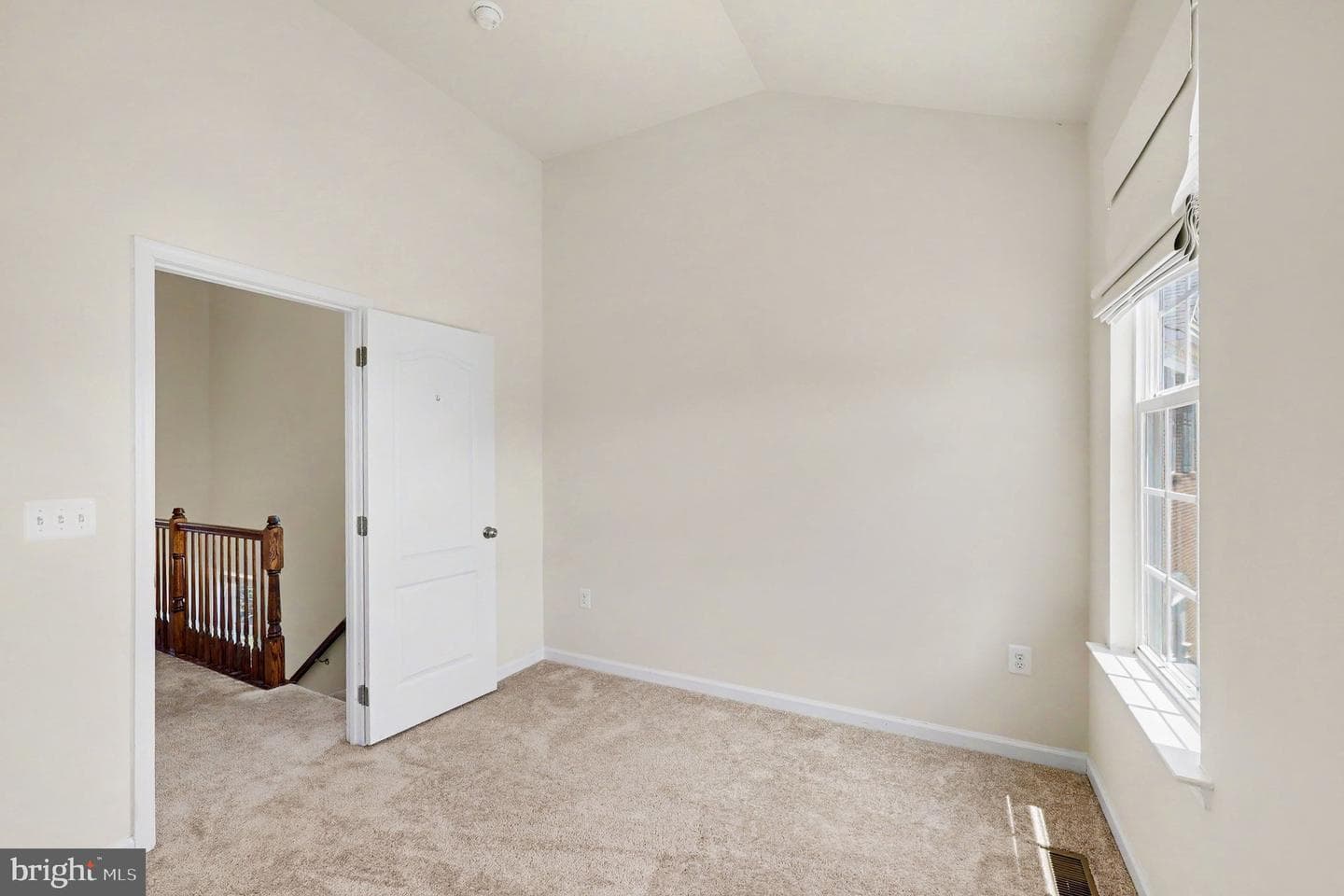 12 Lamplighter Lane photo 15