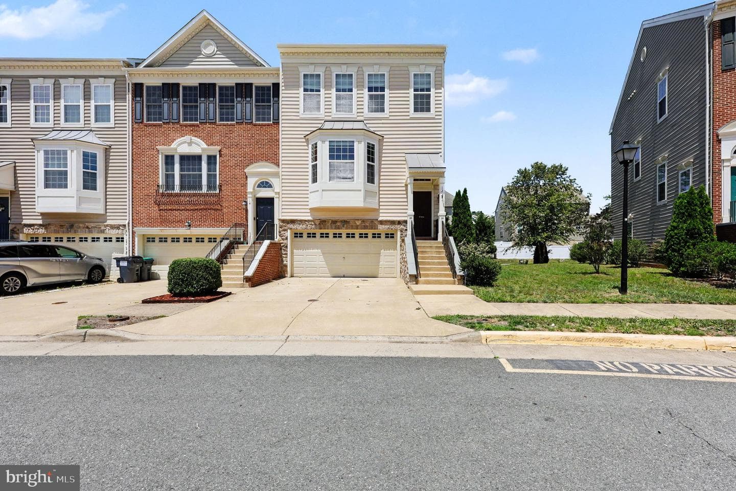 12 Lamplighter Lane photo 3
