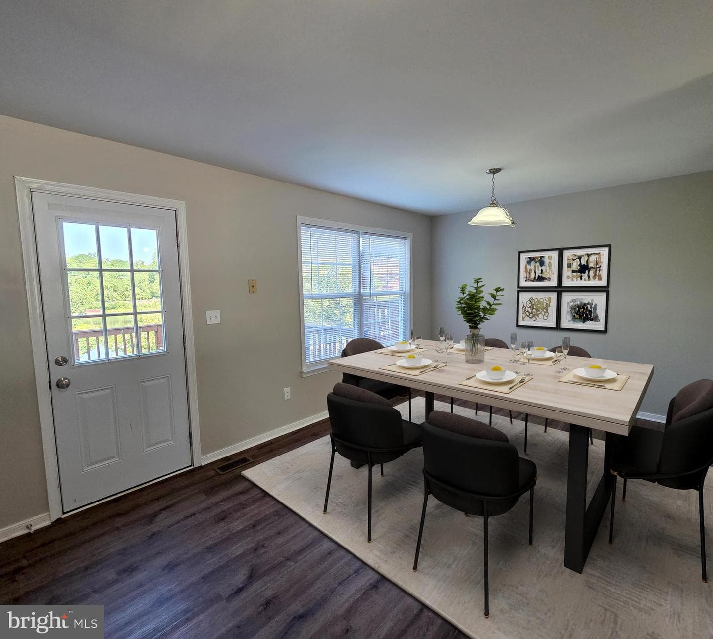 408 Munsons Hill Court photo 10