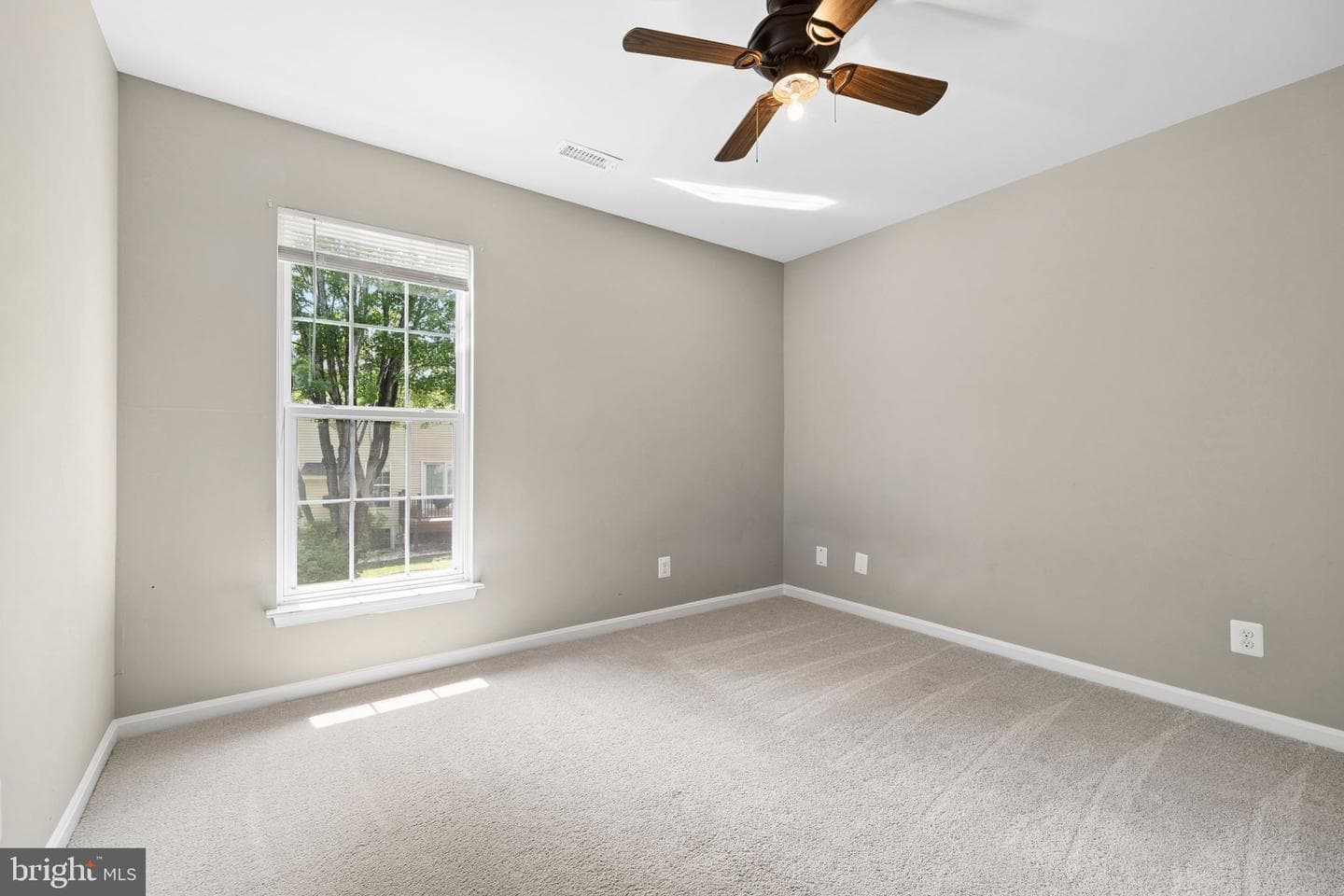 2 Stoneridge Court photo 30