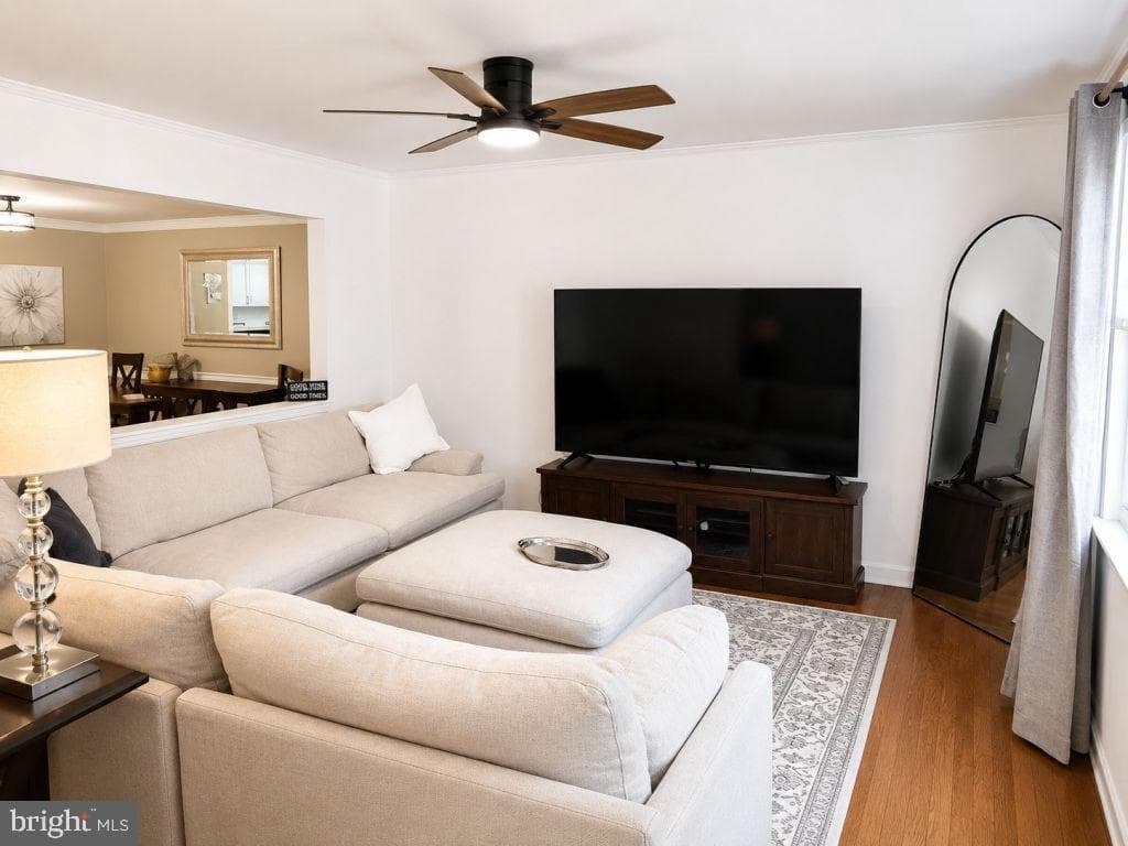 1012 James Madison Circle photo 14