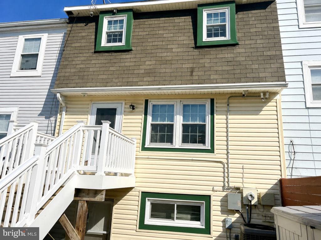 1012 James Madison Circle photo 17