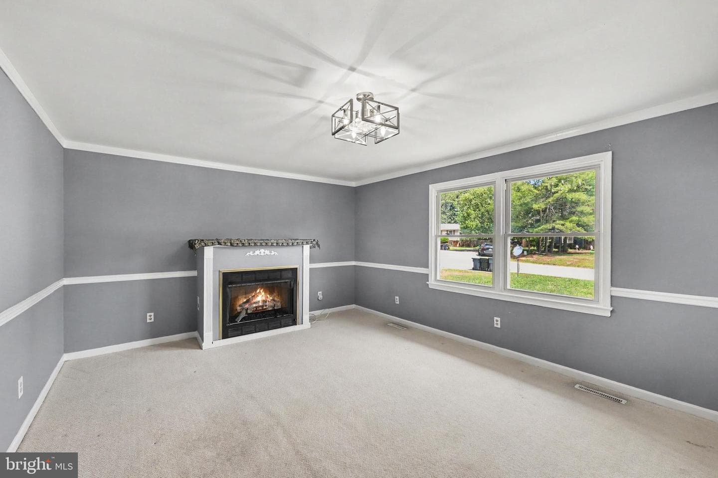 17 Willow Lane photo 4