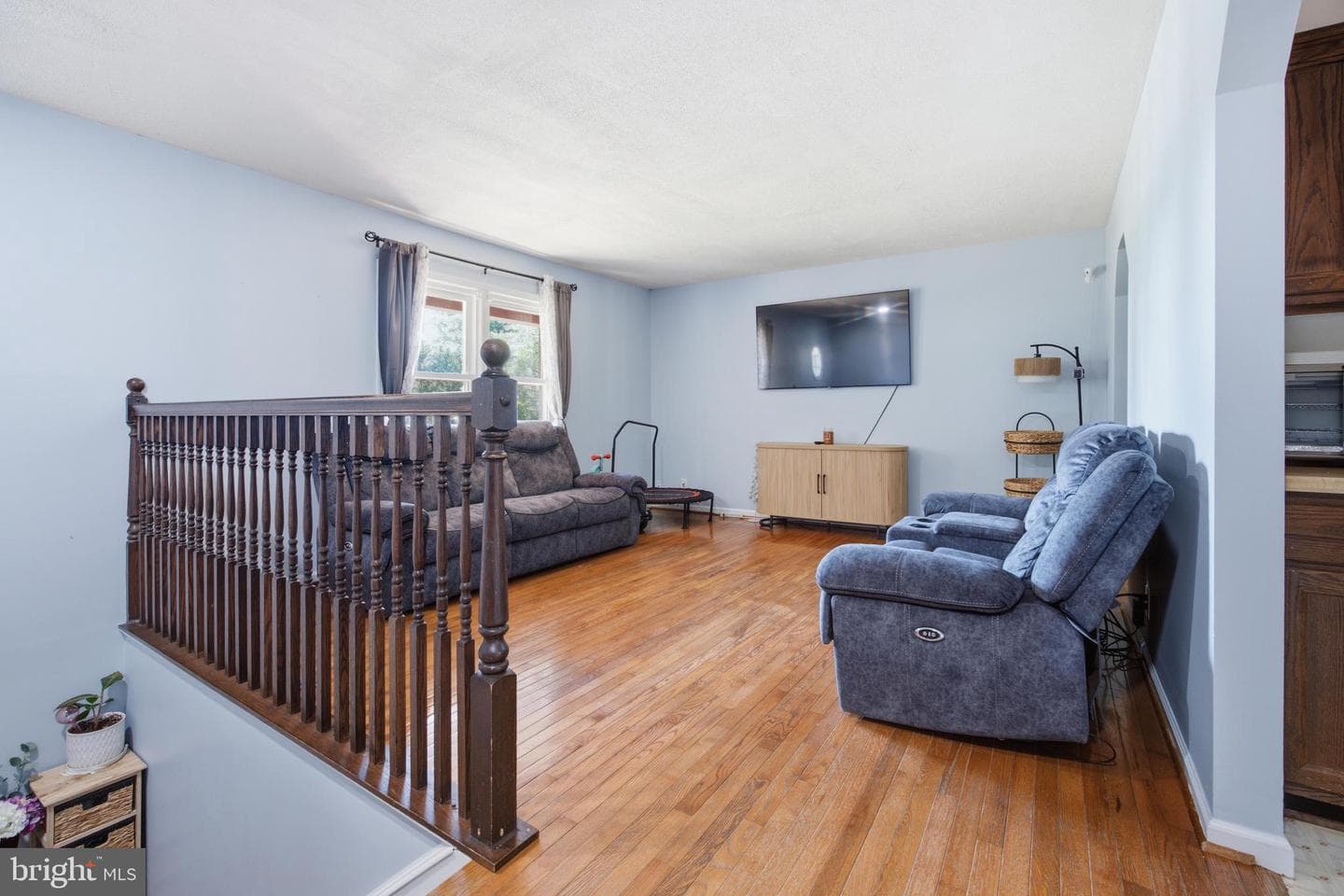 2080 Mountain View Road photo 6