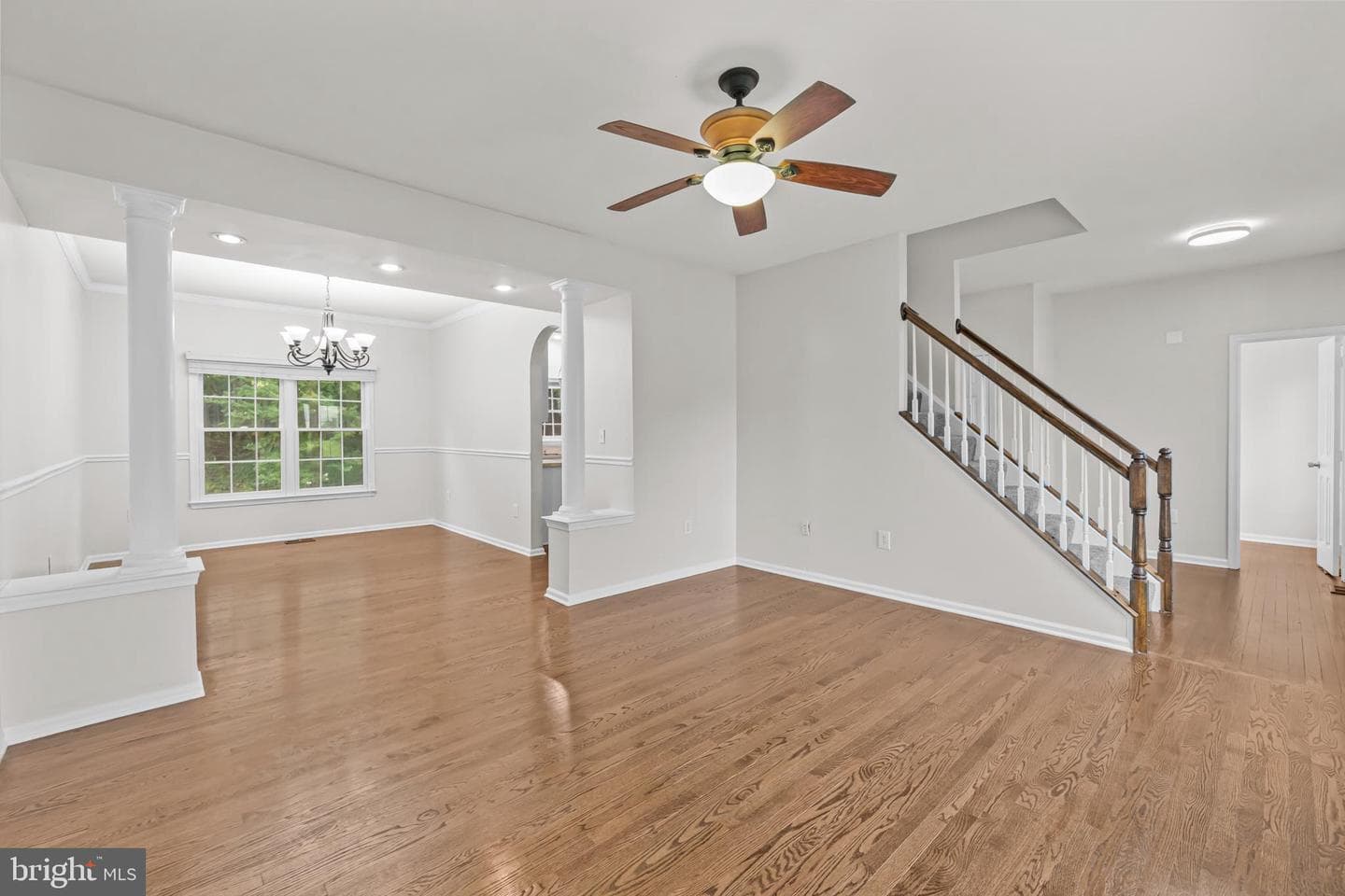 38 Willow Glen Court photo 4