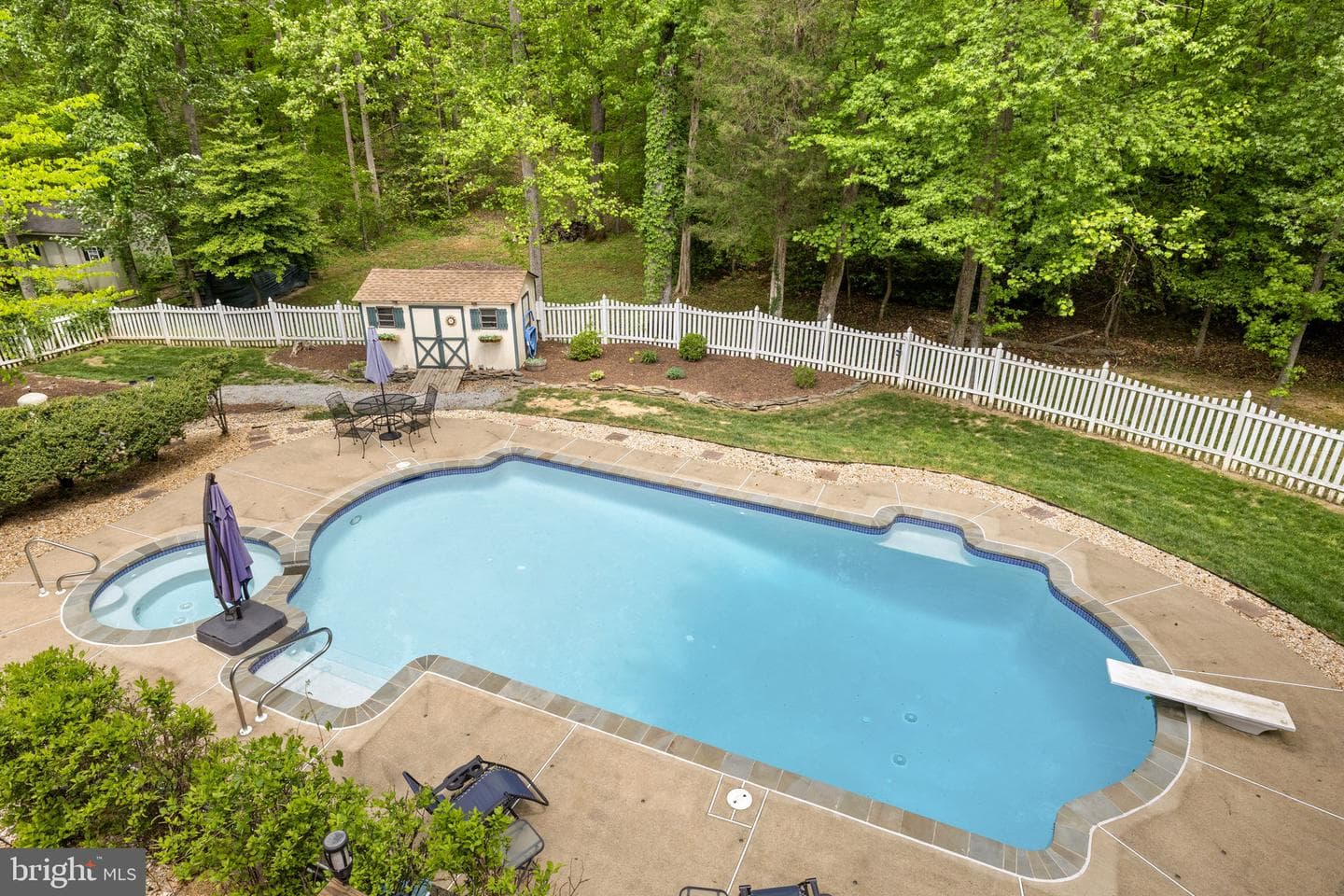 100 Boscobel Road photo 10