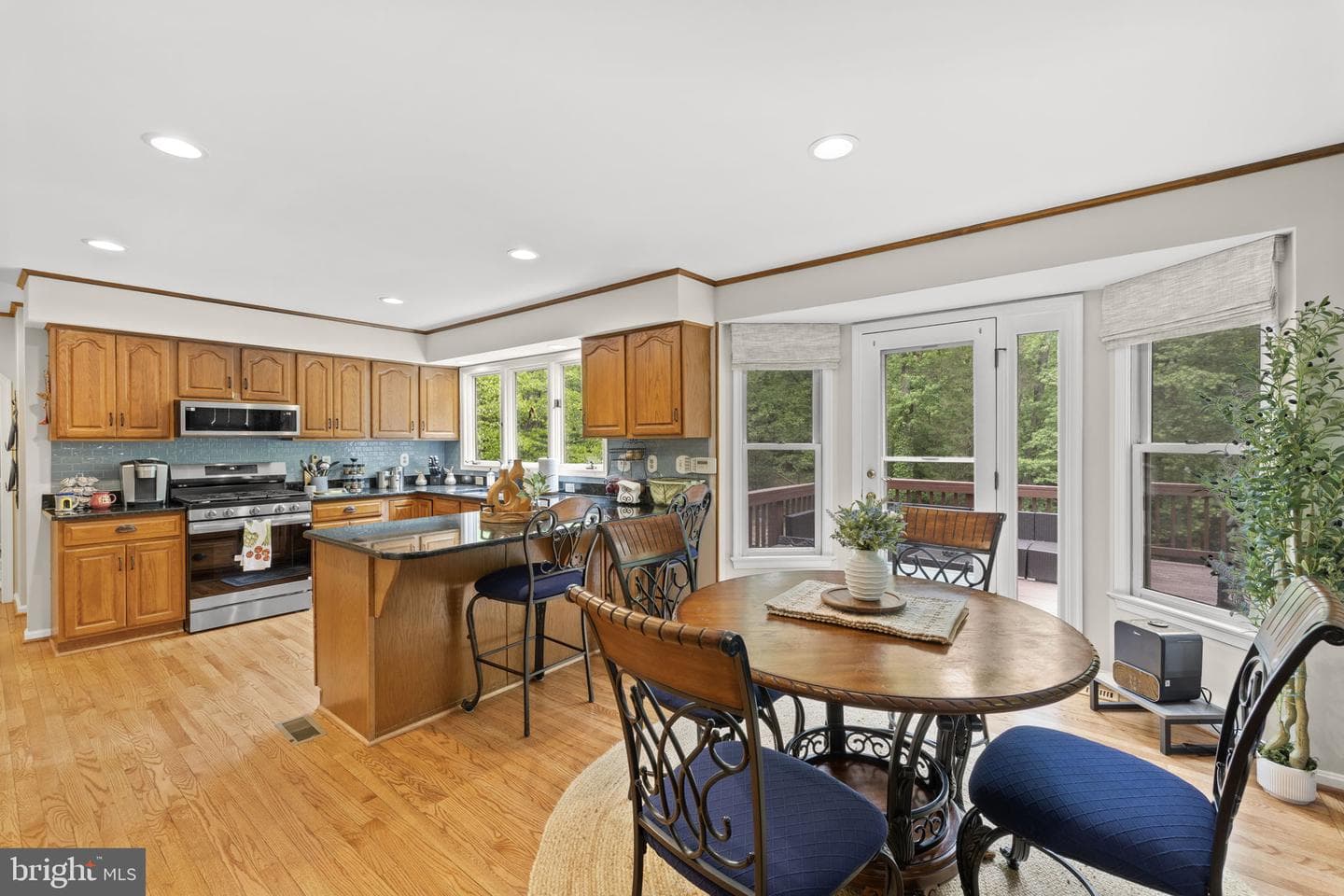 100 Boscobel Road photo 26