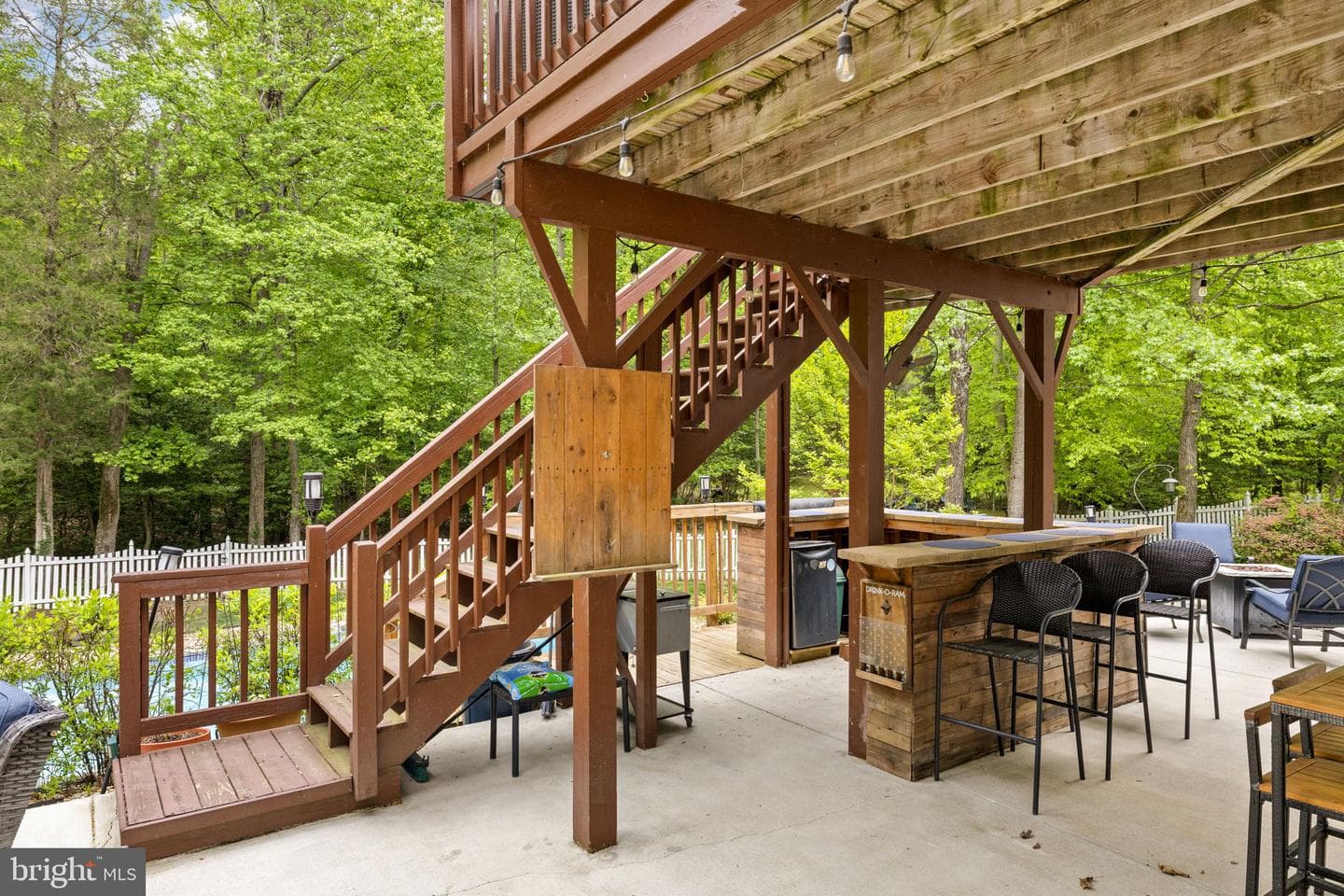 100 Boscobel Road photo 56