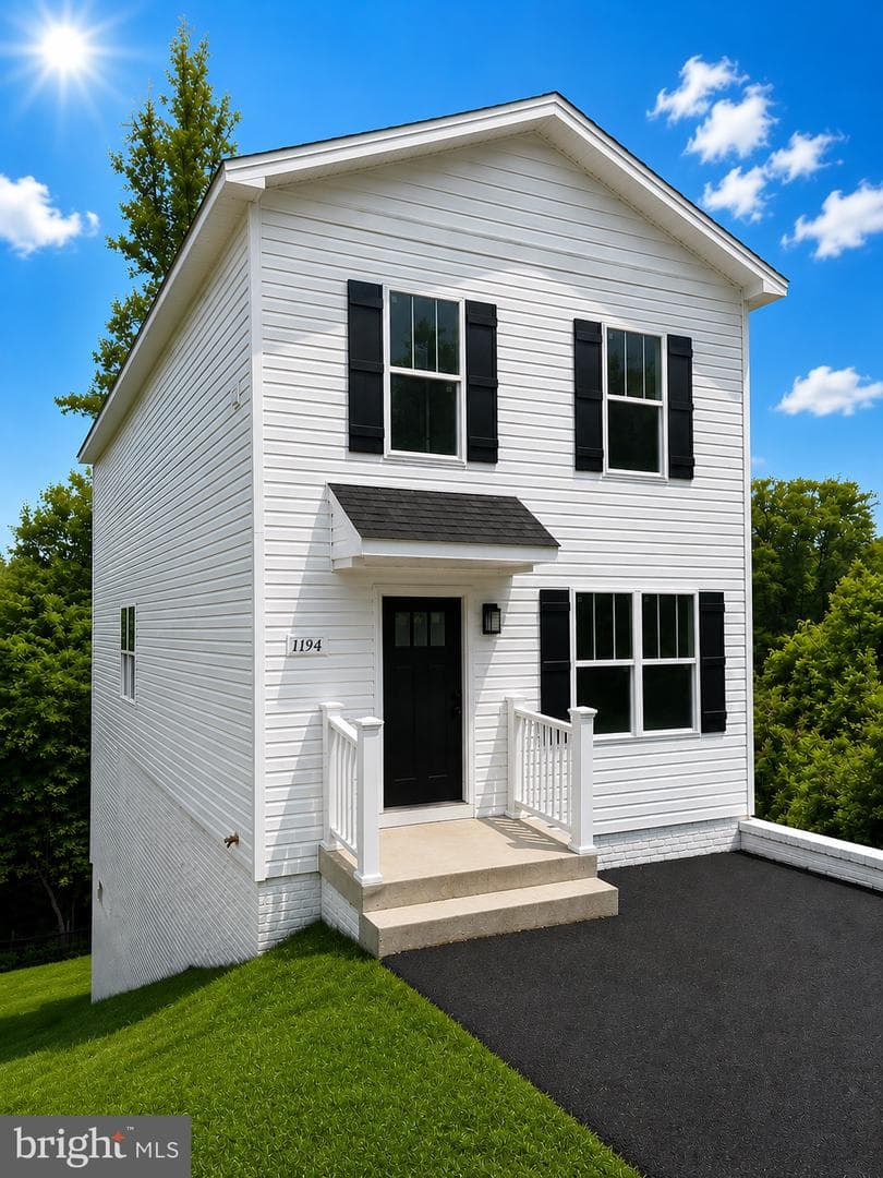 1194 Holly Street, Fredericksburg