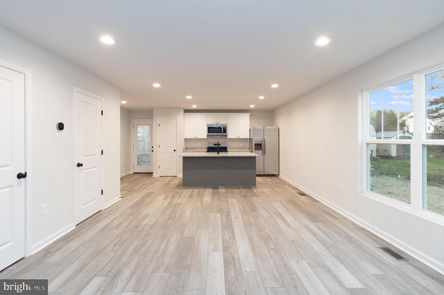 1194 Holly Street photo 10
