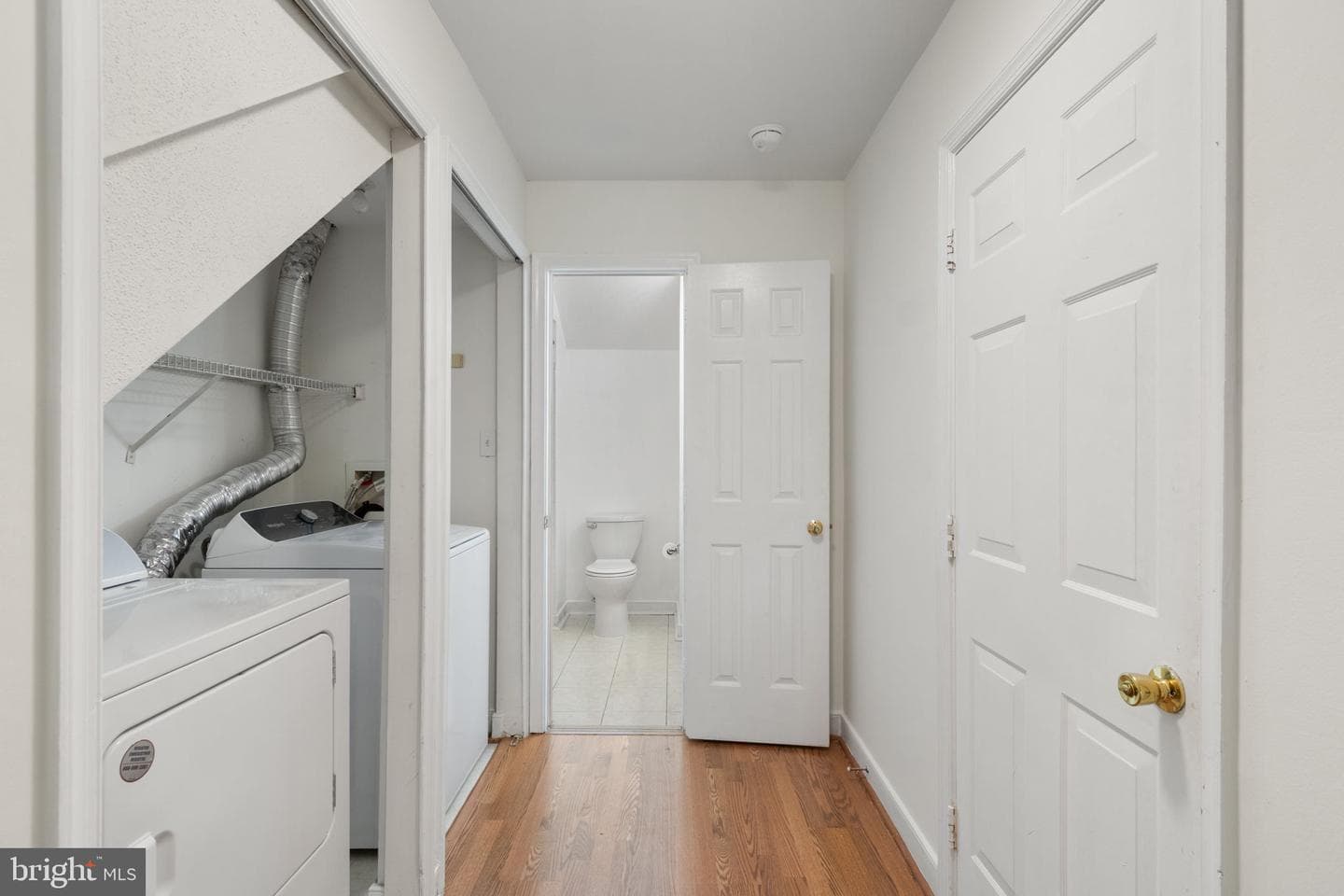 905 Shaw Court photo 23