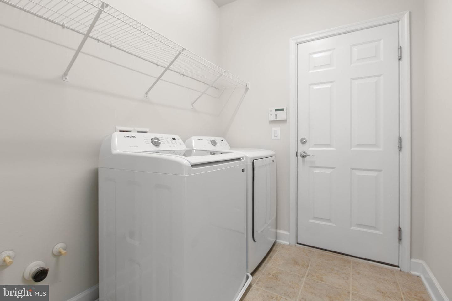 76 Denison Street photo 24