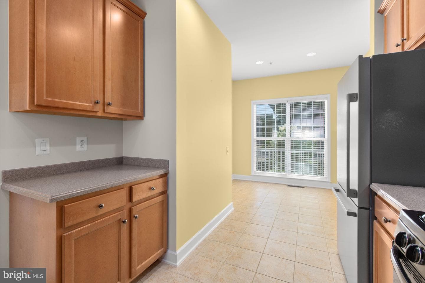 76 Denison Street photo 3