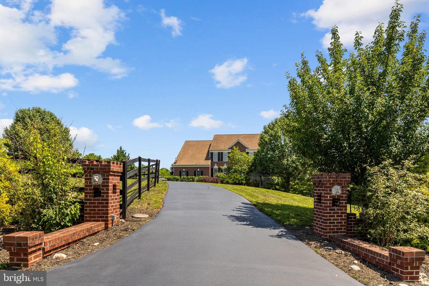 115 Chriswood Lane photo 4