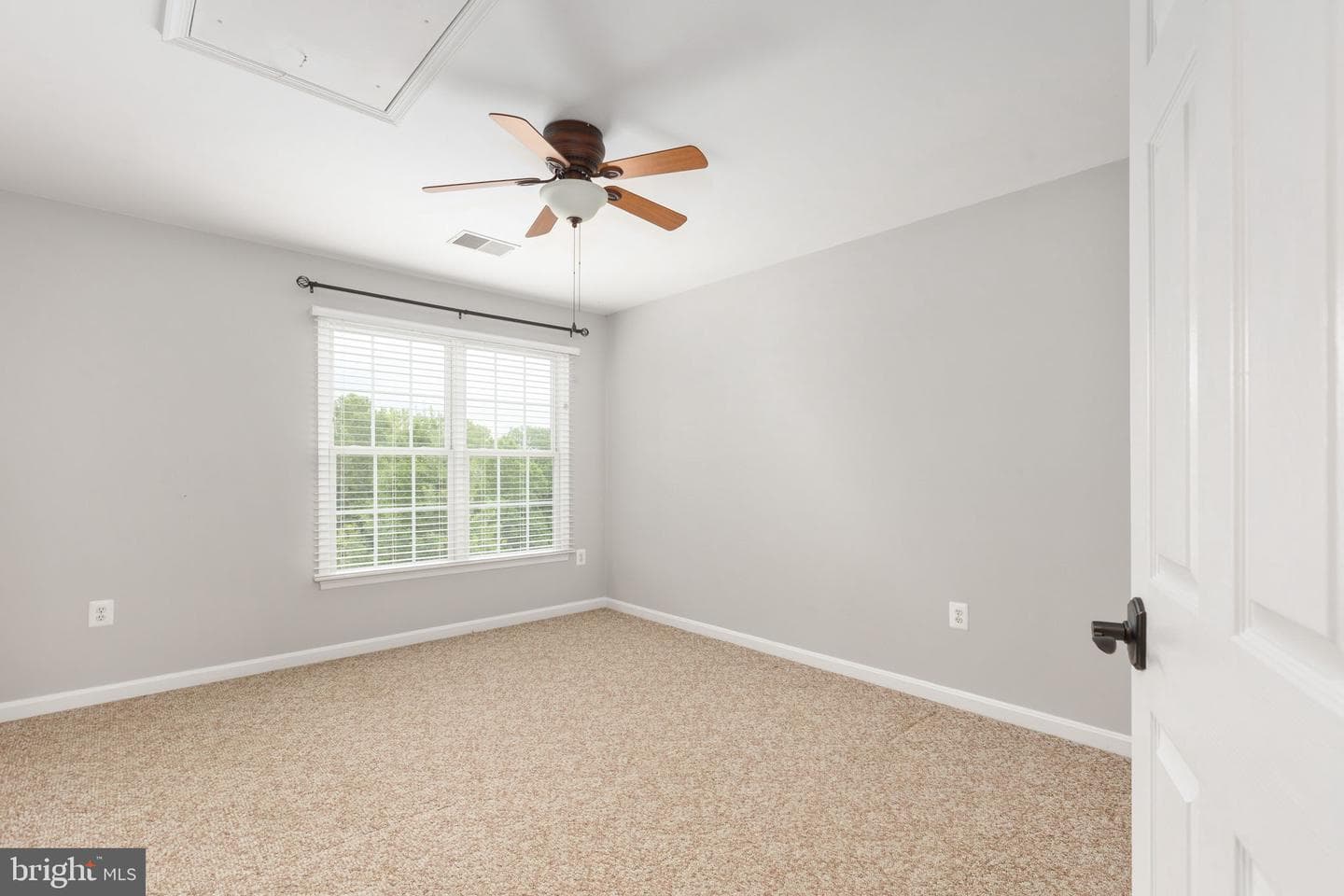 115 Chriswood Lane photo 46