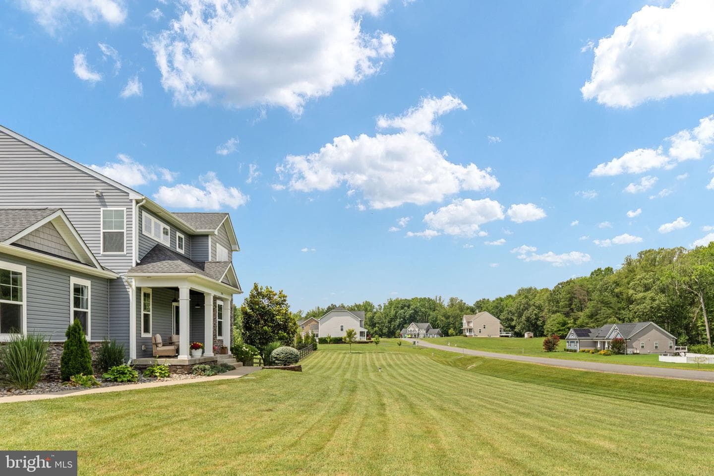215 Saddle Ridge Lane photo 4